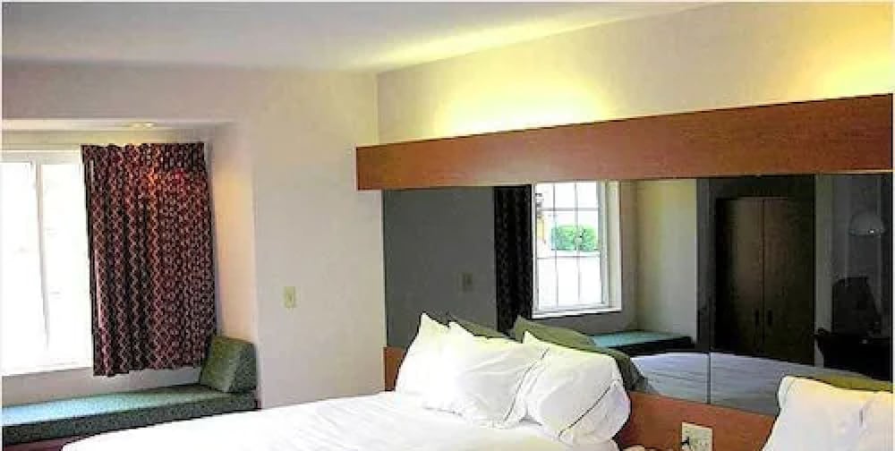 Red Roof Inn Winston-Salem 14/24