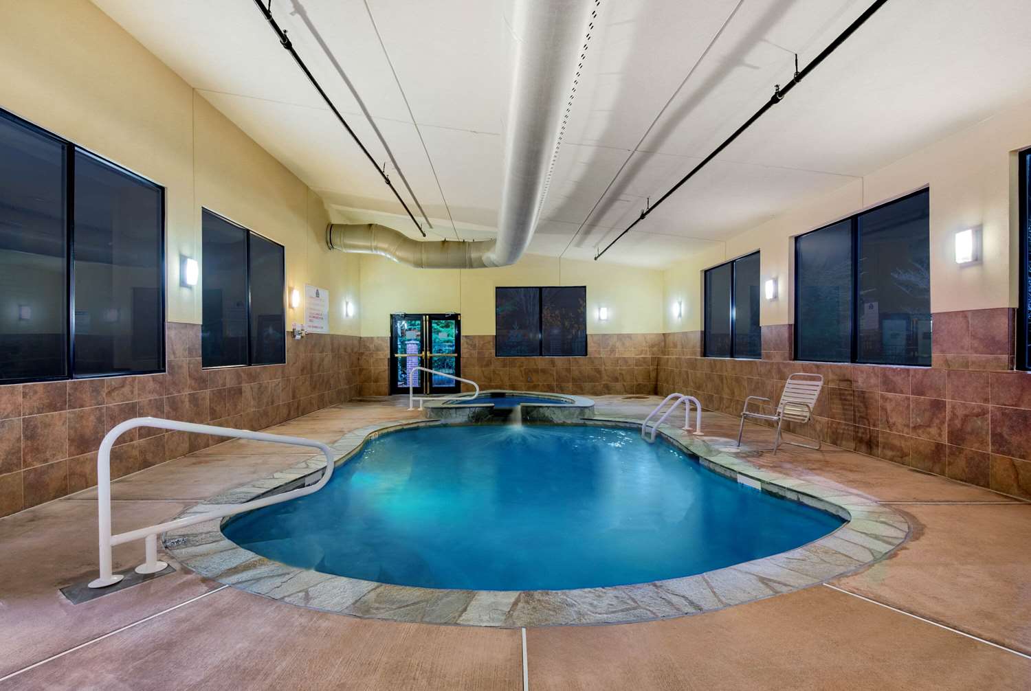 La Quinta Inn by Wyndham West Long Branch 28/43