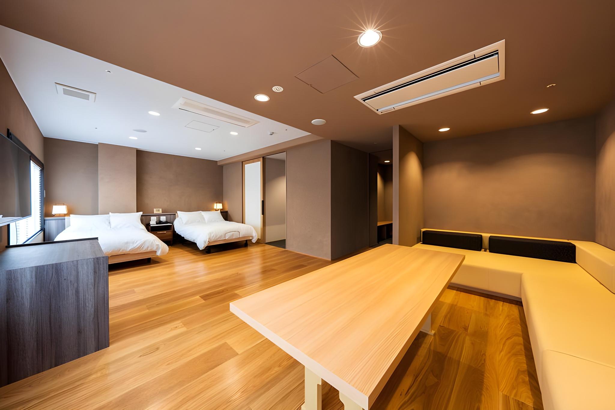 Renovated, 2 Double Beds, No View, Main Building