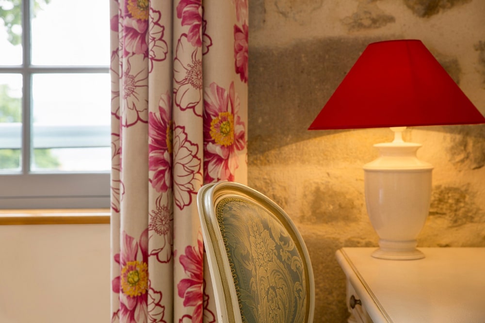 Hotel The Originals Domaine Saint-Roch 23/53