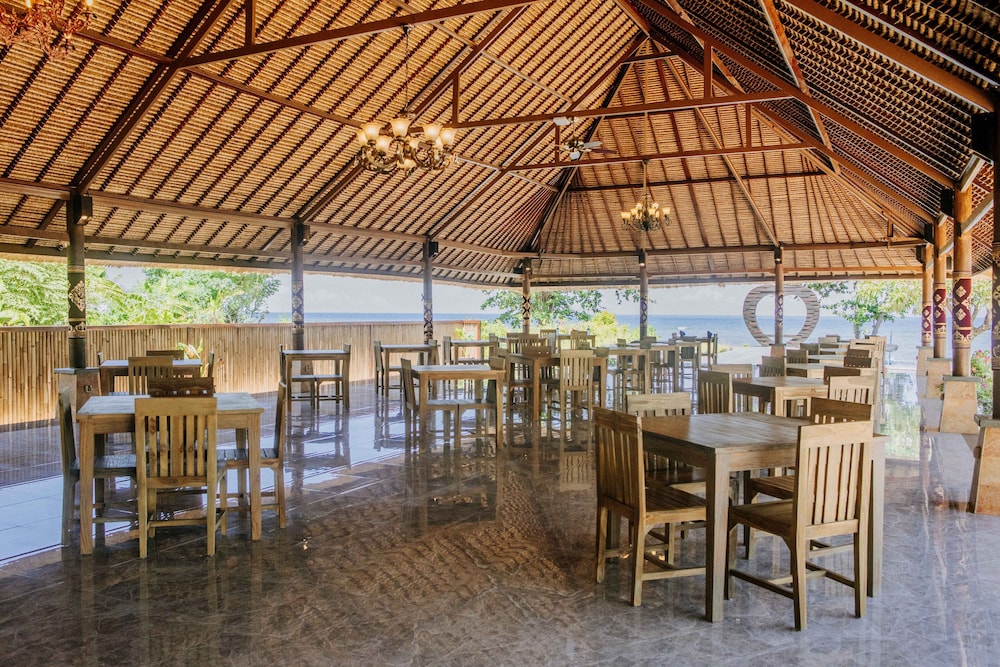 New Sunari Lovina Beach Resort (ex Kutus Kutus Sunari Beach Resort) 35/49