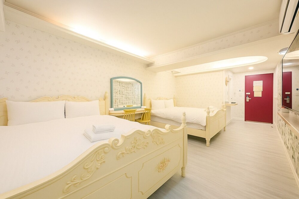 Hotel Elizabeth 15/44