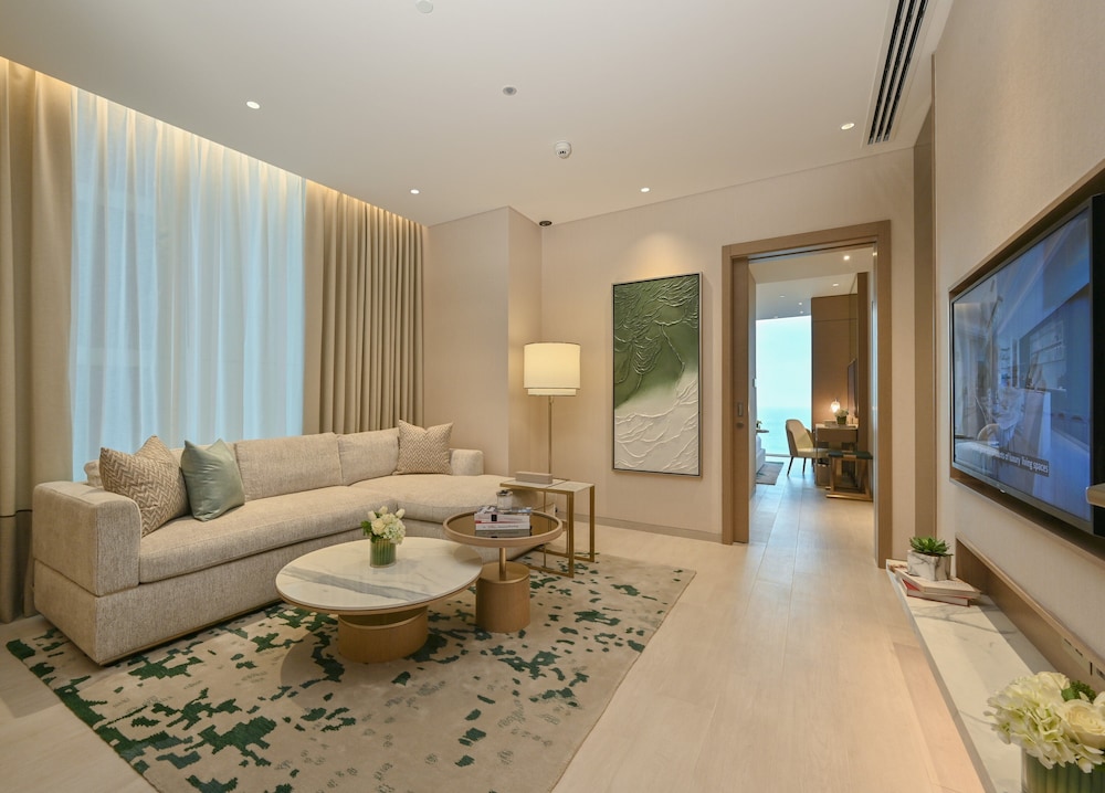 Onyx Rotana 38/61
