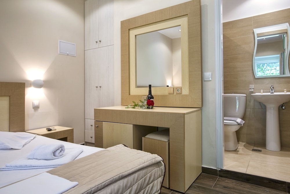 Anita Hotel 29/61