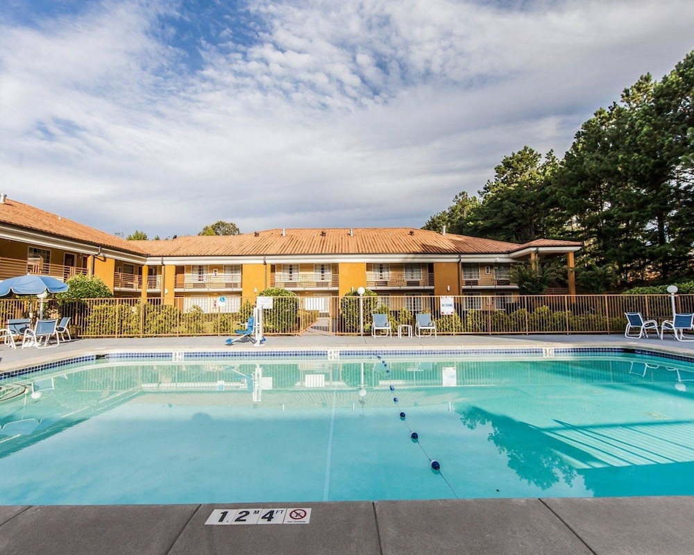 Quality Inn & Suites Bremen, GA 20/37