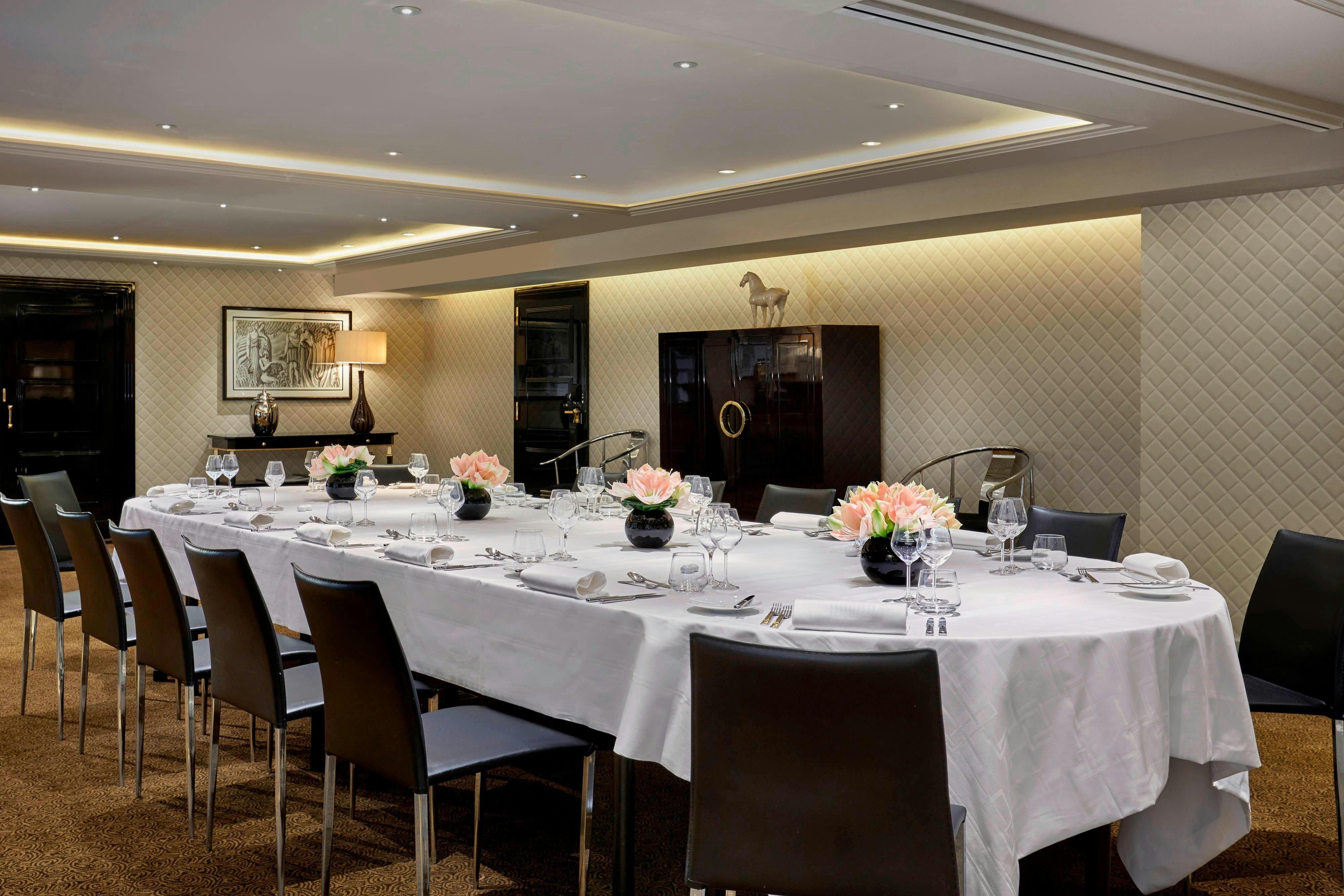 Prince de Galles A Luxury Collection Hotel Paris 76/80