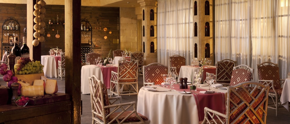 restaurant-cafeteria