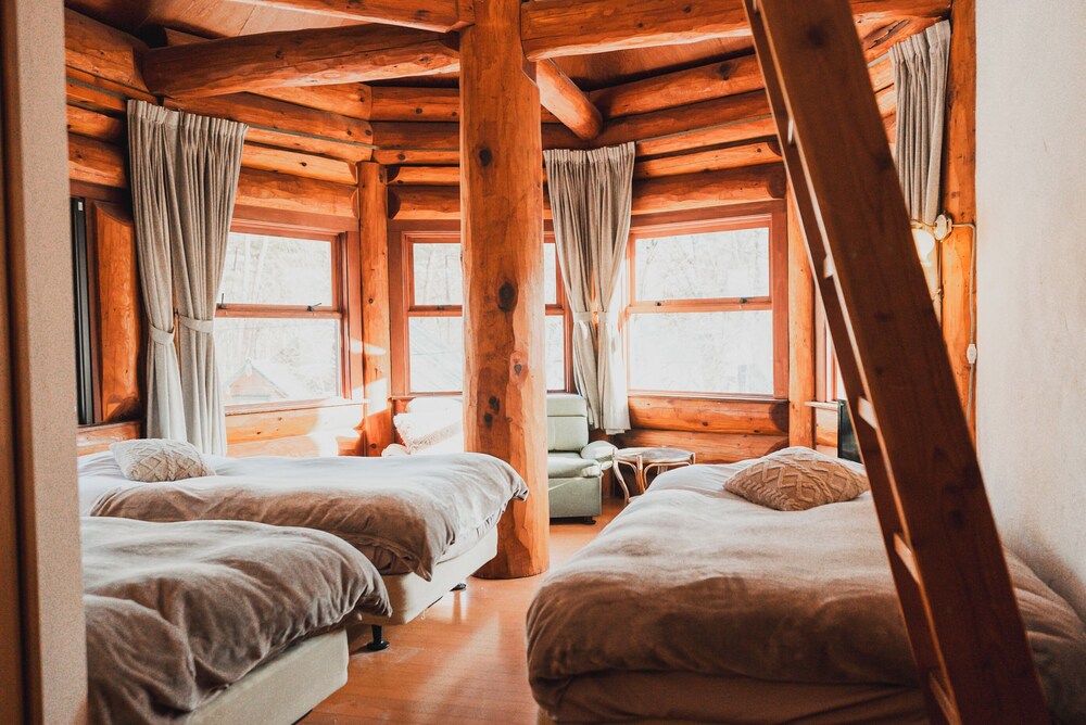 3 BEDROOMS, DELUXE, TRIPLE, PRIVATE BATHROOM