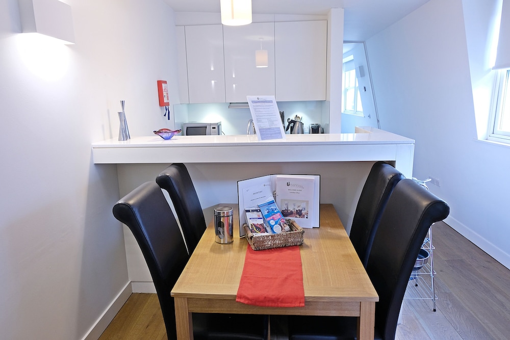 Urban Stay London City Apartments 41/50