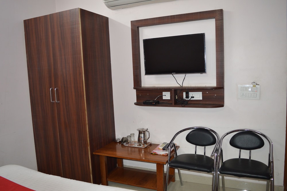 Hotel Thikana Palace 38/50