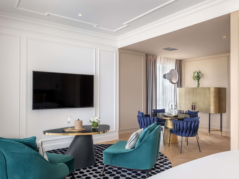 Sofitel Cotonou Marina Hotel 59/69