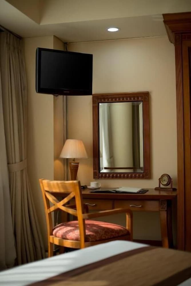 Puri KIIC Golf View Hotel 50/58