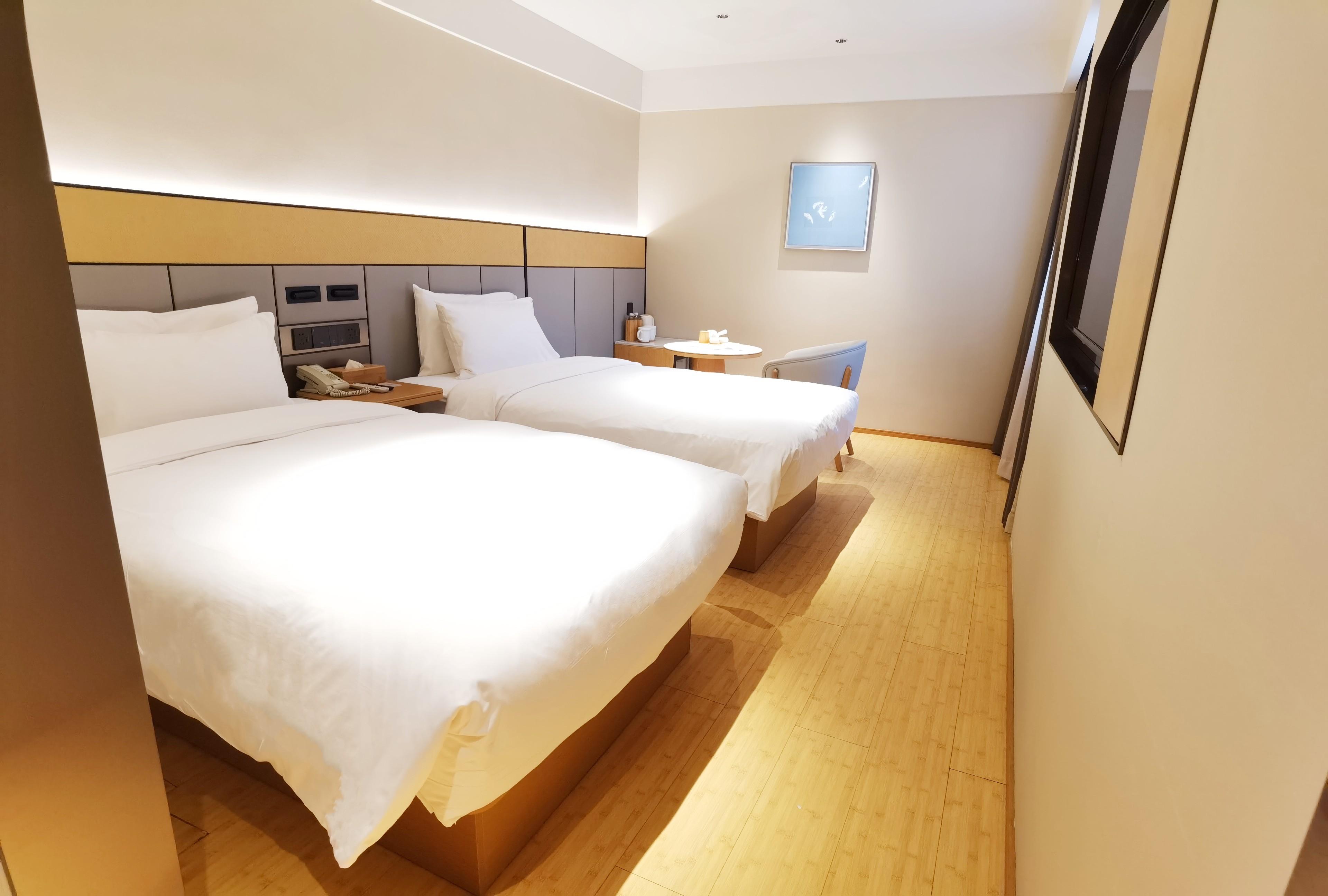 Ji Hotel (Xiamen Mingfa Square) 16/50