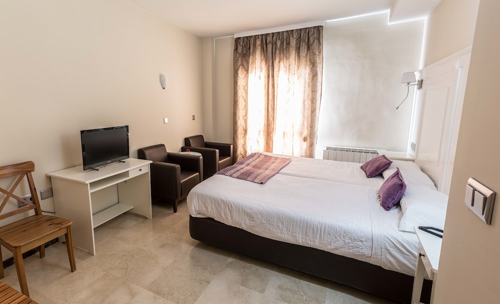 Hotel Sevilla 16/59