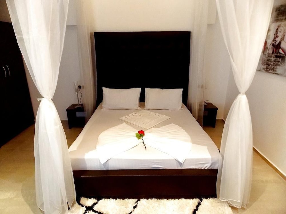 Apart-Hotel Residence 14/33