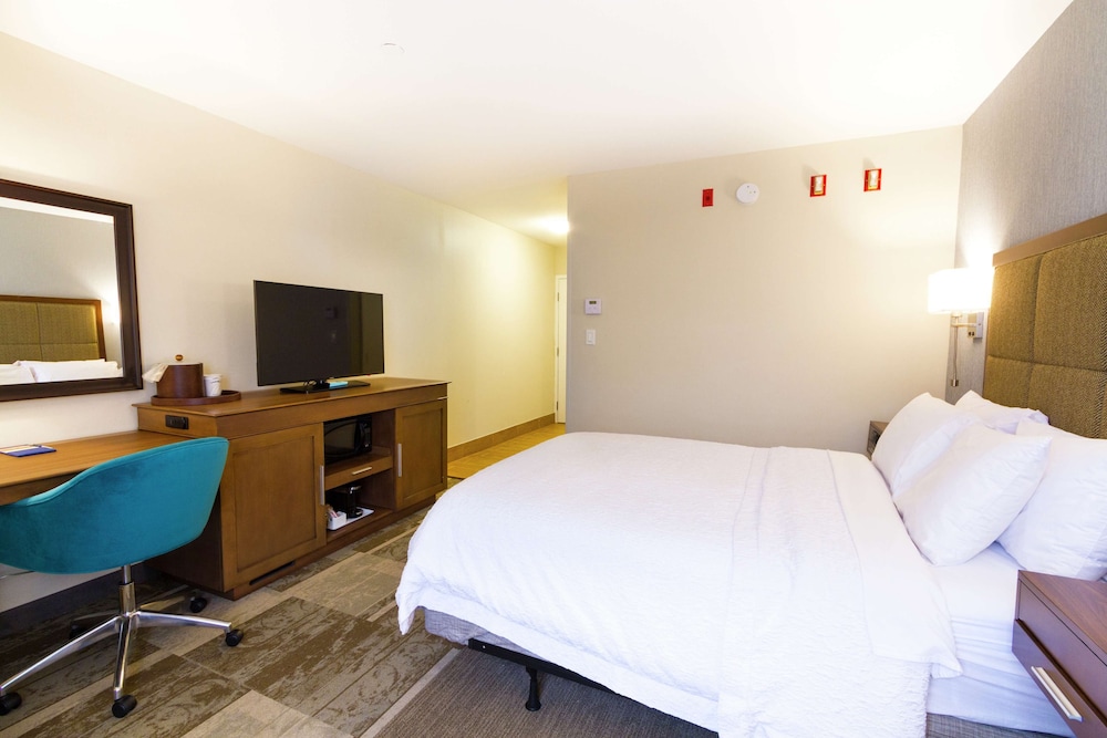 Hampton Inn By Hilton Vancouver Airport/Richmond 10/27