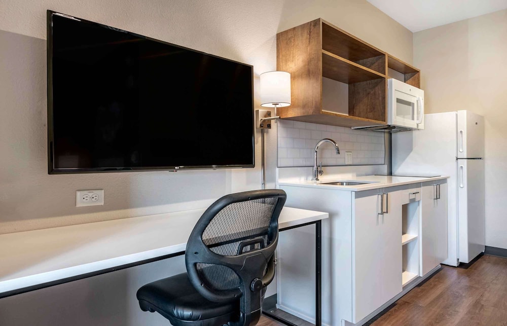 Extended Stay America Tampa Gibsonton Riverview 41/50