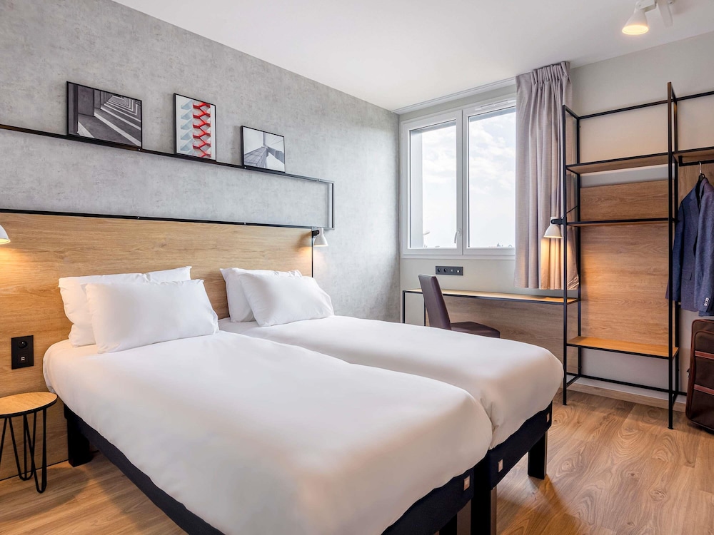 Ibis Dijon Sud 28/63