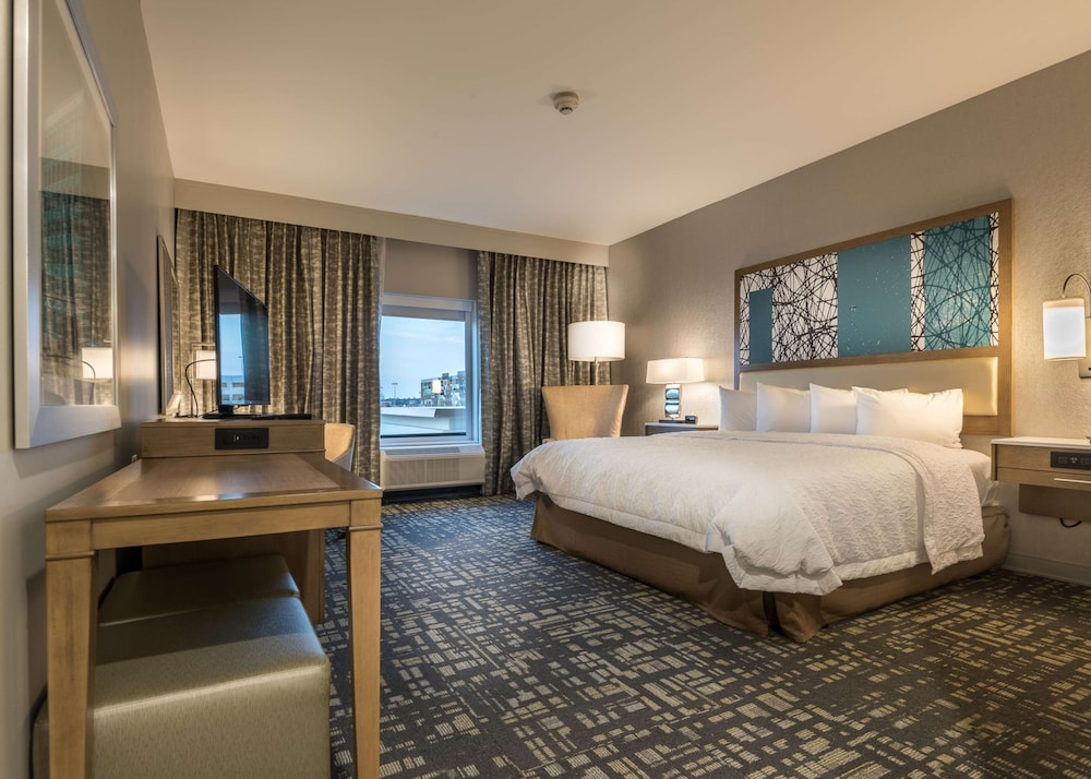 Hampton Inn Suites Dallas the Colony Tx 13/48