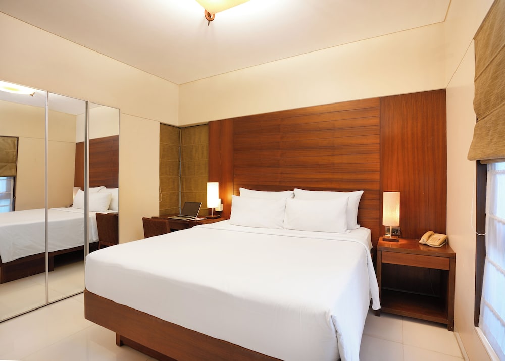 1 Bedroom, Executive, Suite, King Bed