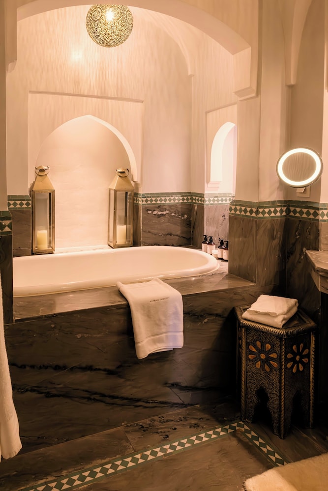 Kasbah Tamadot 24/50