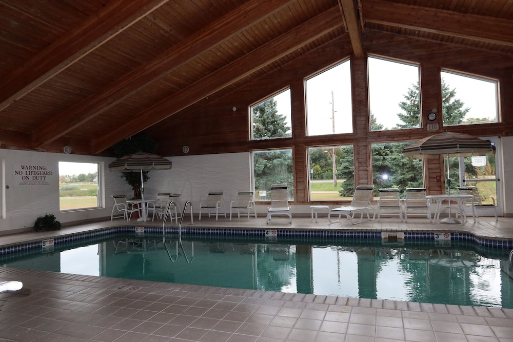 Americas Best Value Inn Annandale 28/57