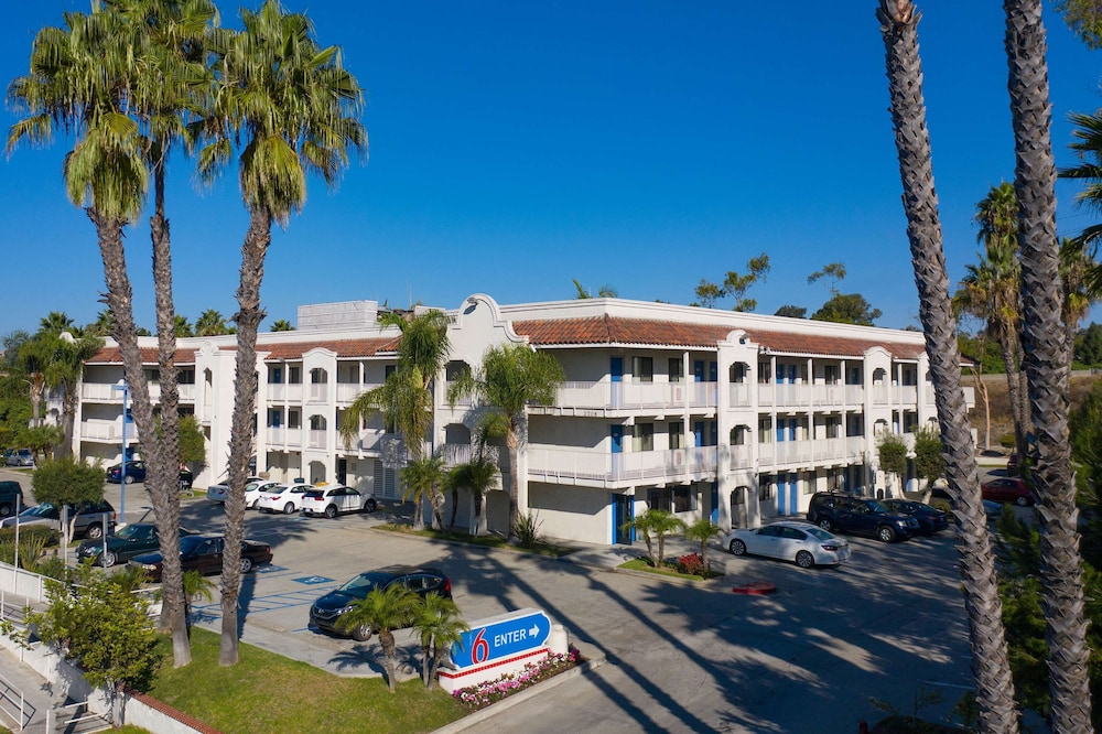 Motel6 Oceanside, CA 52/62