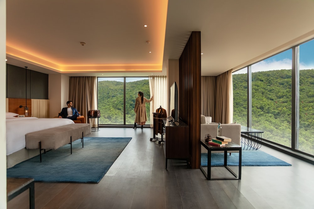 Regency, Suite, King Bed