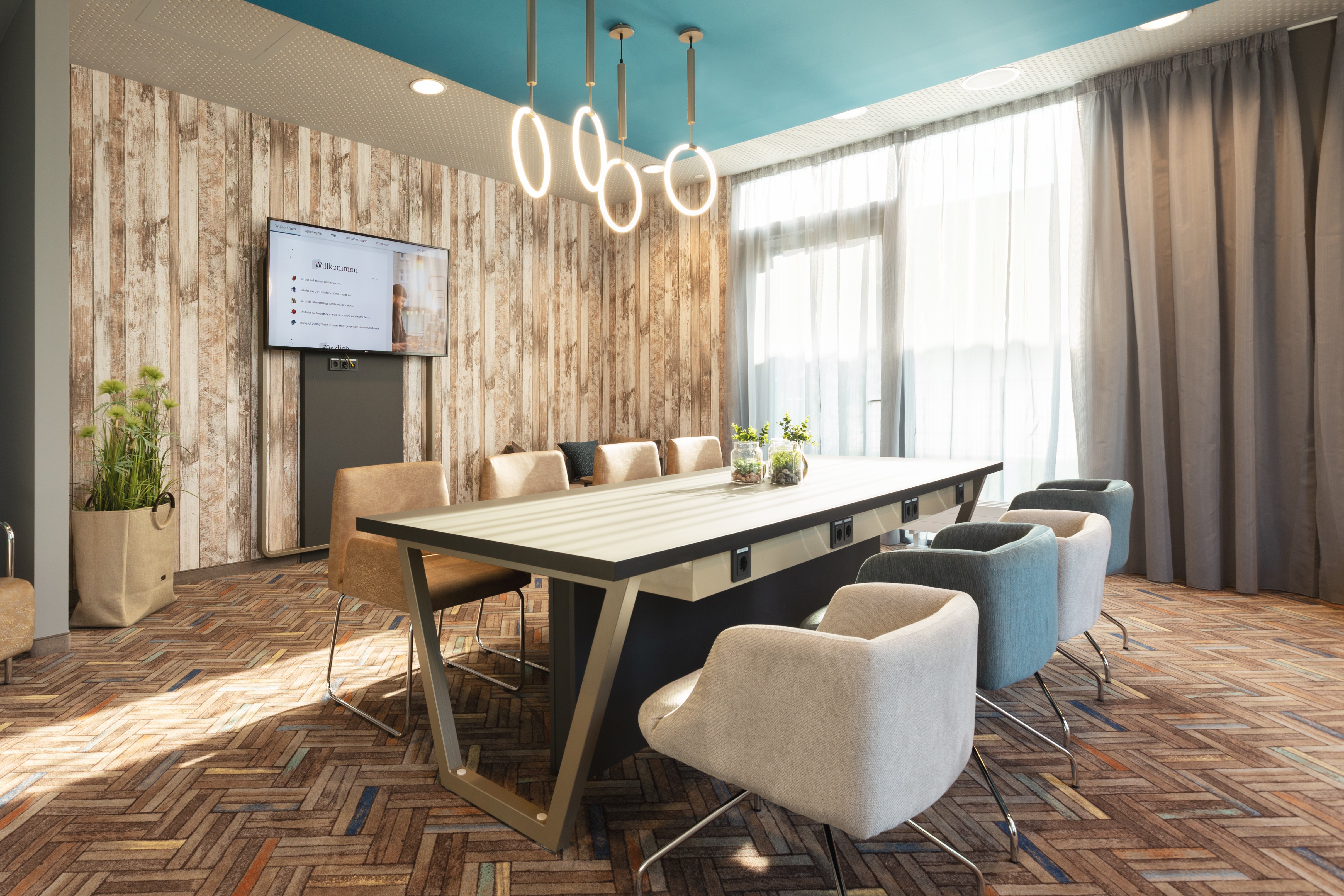 Holiday Inn - the niu, Brass Munich Olympiapark by IHG 31/43