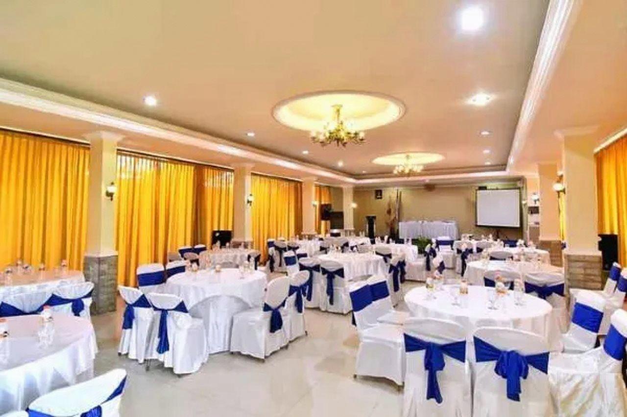 Hotel Sendang Sari 35/40
