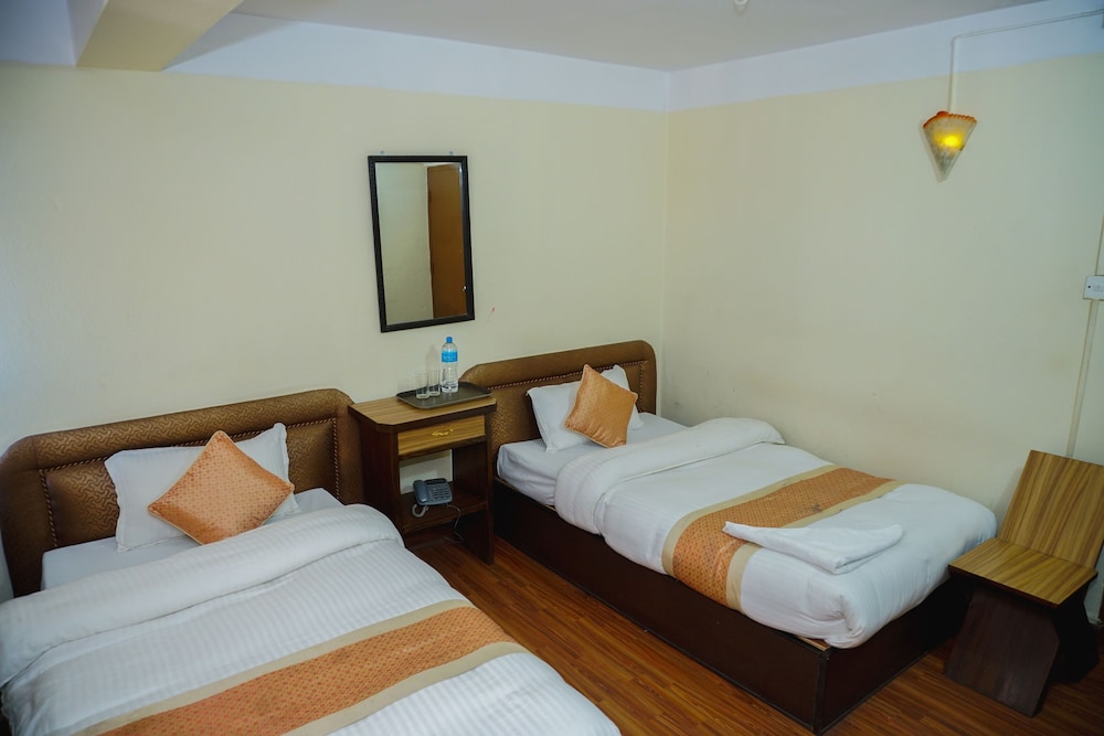 4 BEDROOMS, DELUXE, DOUBLE BED, GARDEN VIEW, SMOKING