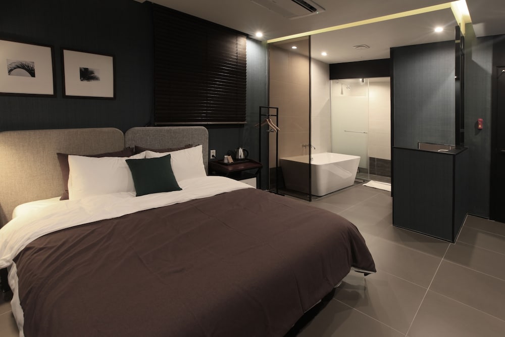 Brown Dot Hotel Yangjeong 11/45