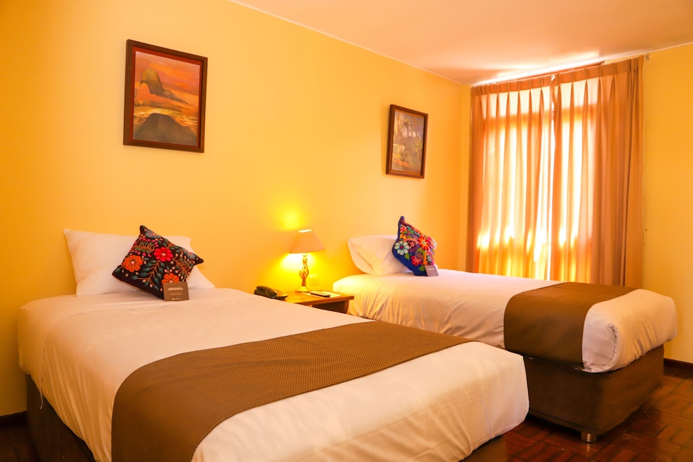 DM Hoteles Ayacucho 8/43