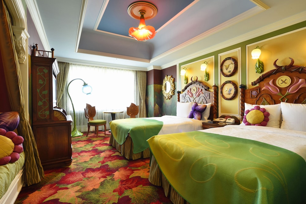 Tokyo Disneyland Hotel 23/50