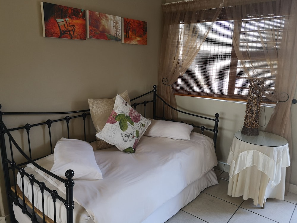 Smithland Guest Apartments 15/50