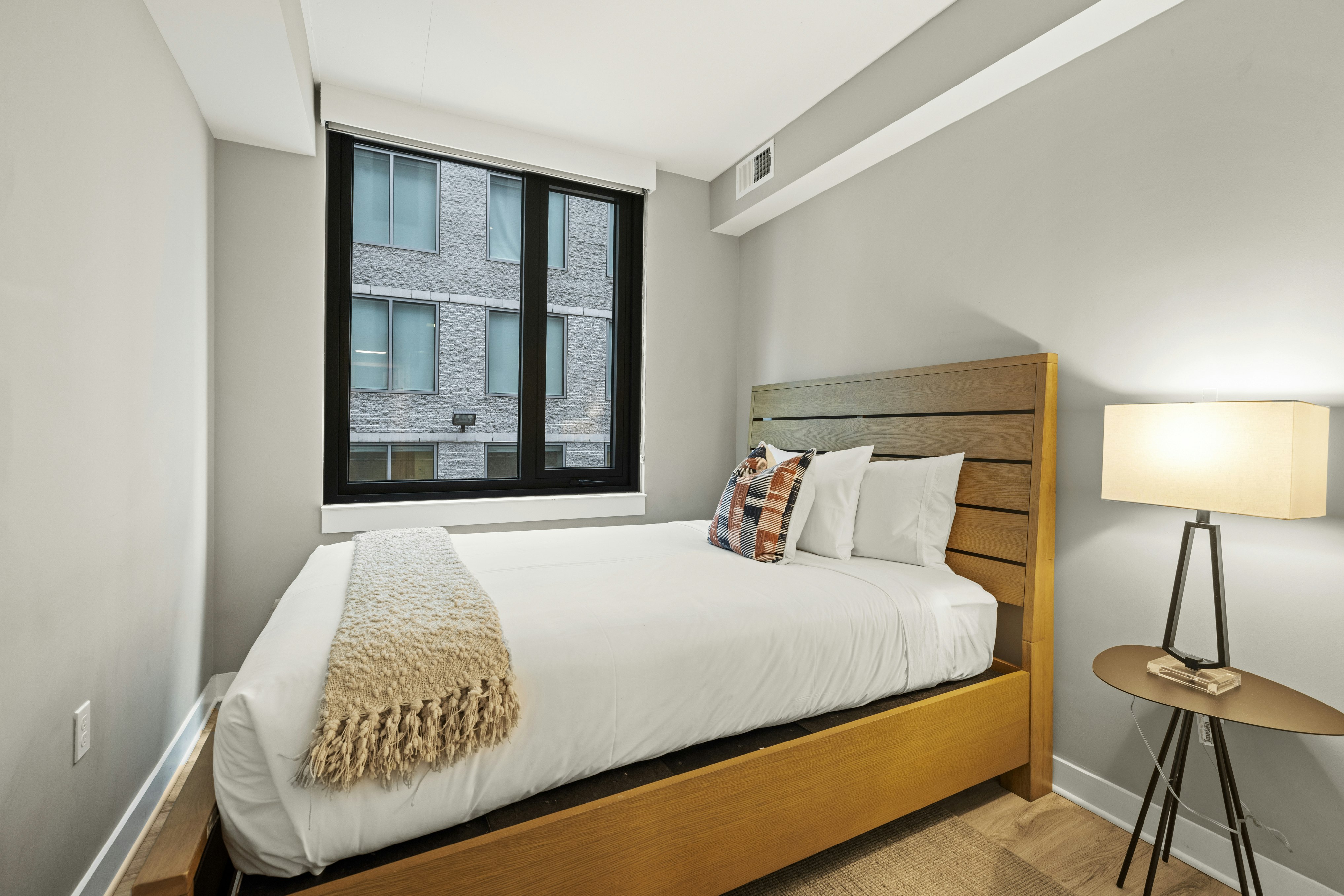 3 BEDROOMS, APARTMENT