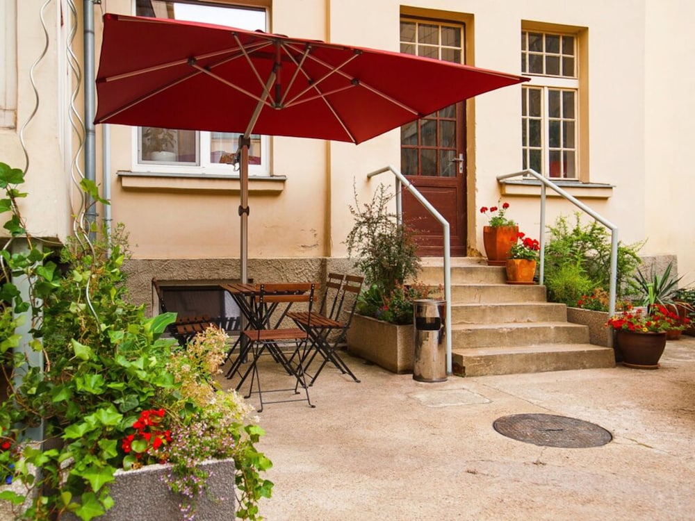 Hotel Cloister Inn 8/46