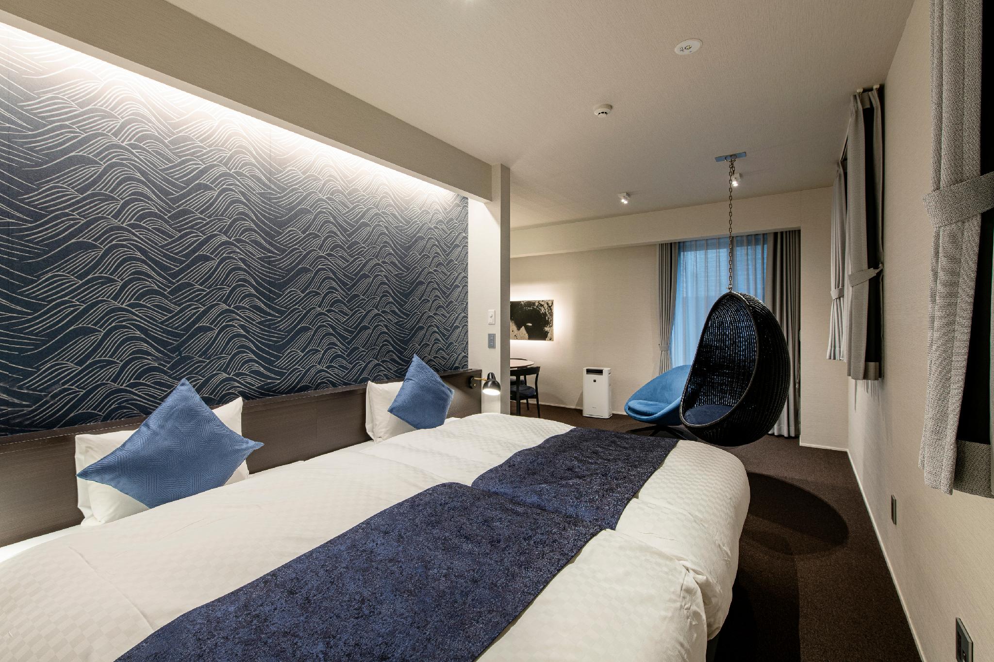ROOM, QUADRUPLE, 4 BEDS
