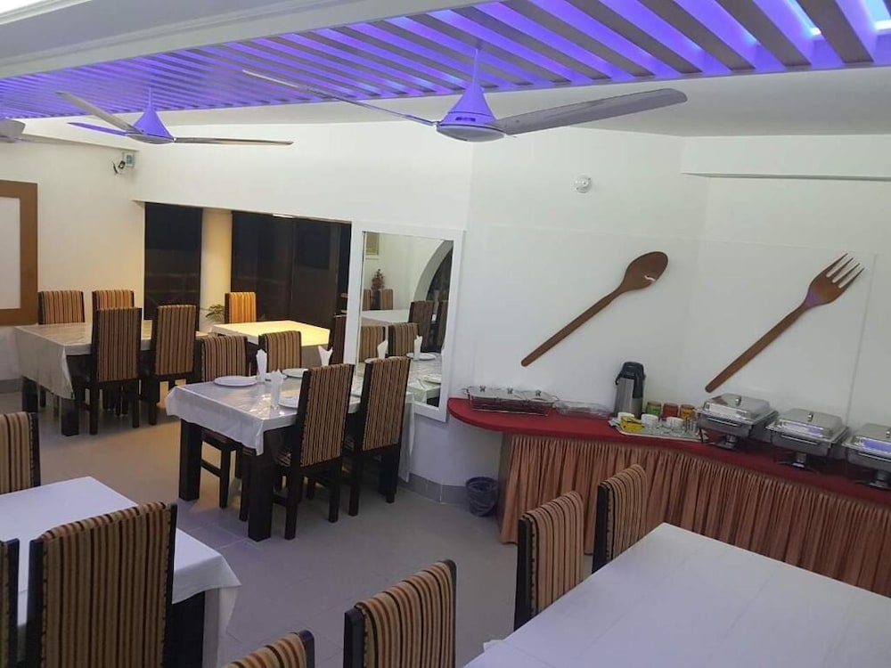 Nagar Valley Hotel 46/50