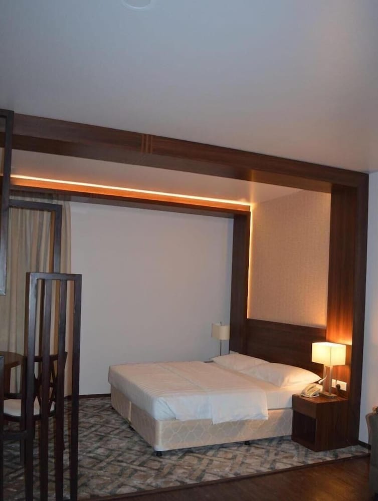 لي لي للشقق المفروشة(Lily Hotel Suite Mubarraz) 12/46
