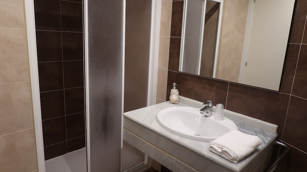 Hotel Teruel Plaza 26/28