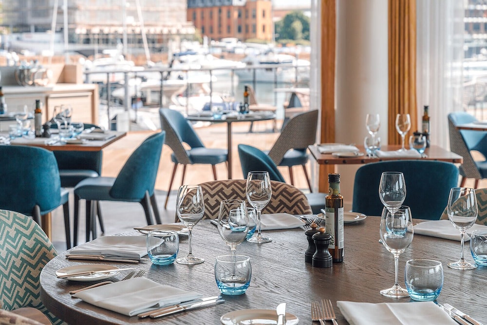 Southampton Harbour Hotel 56/71