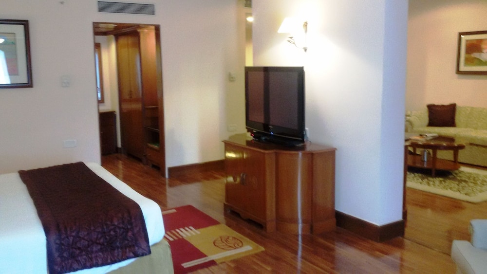 Park Plaza Chennai Omr 26/72