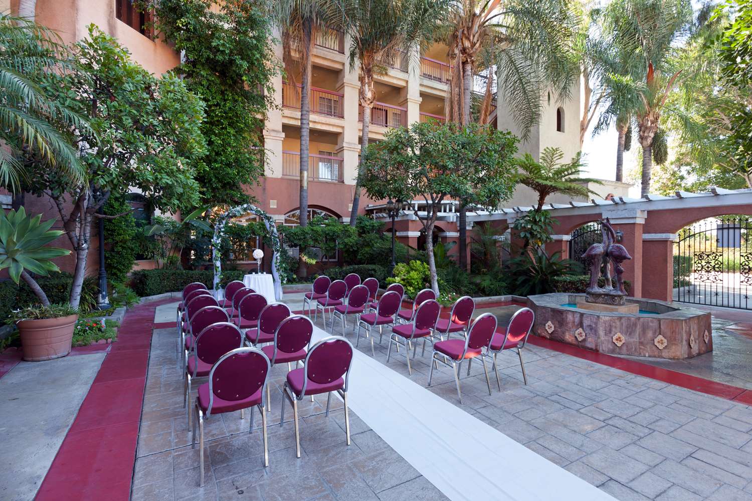 Park Suites Hotel 38/41
