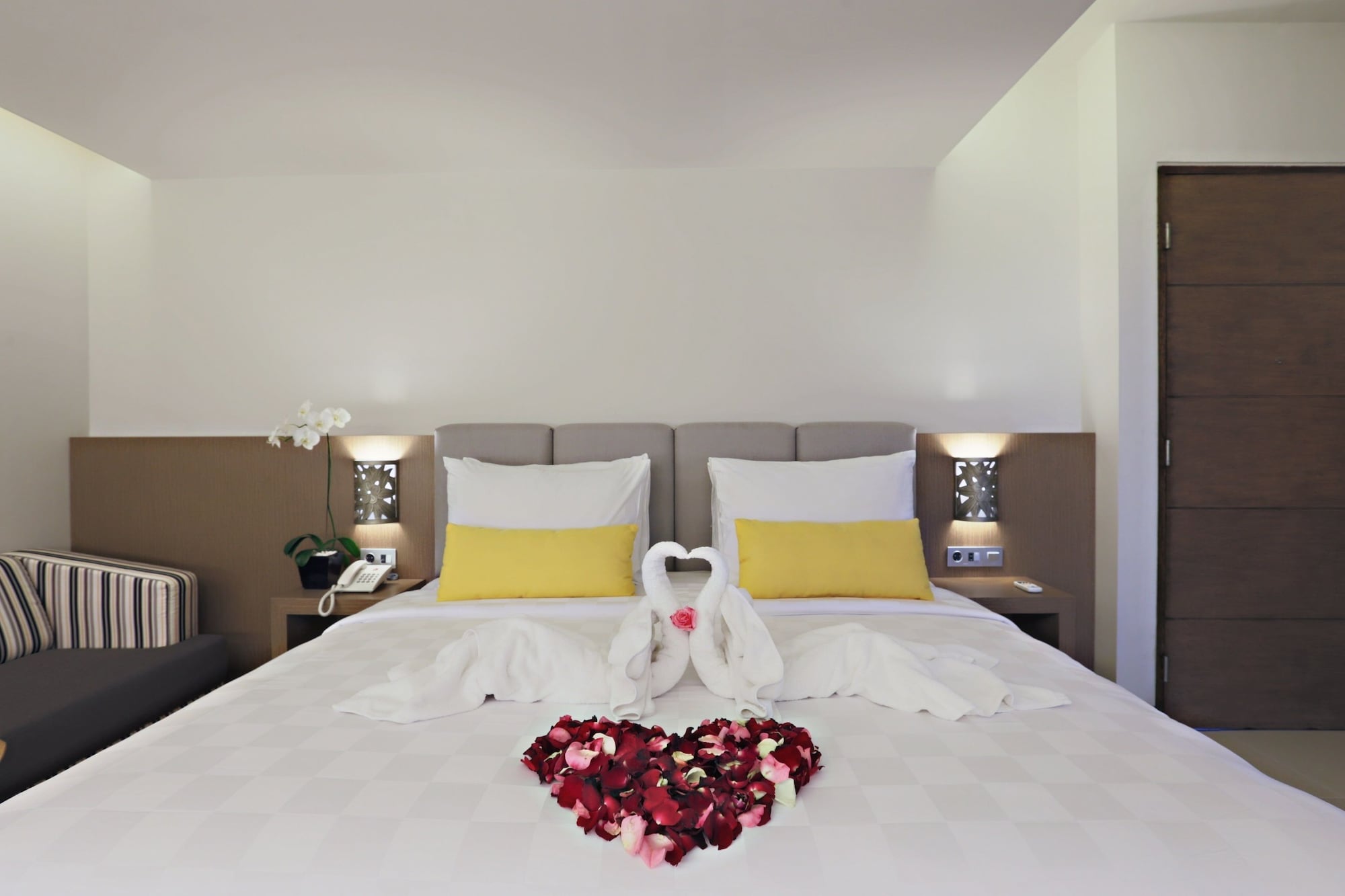 غرفة سوبيريور بسرير مزدوج، Euphoria Hotel 2/4