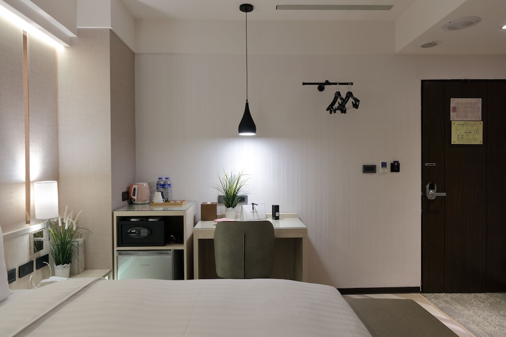 Silken Hotel 58/63