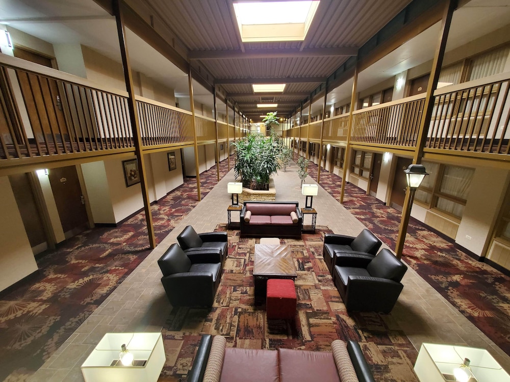 AmericInn by Wyndham Watertown 36/50