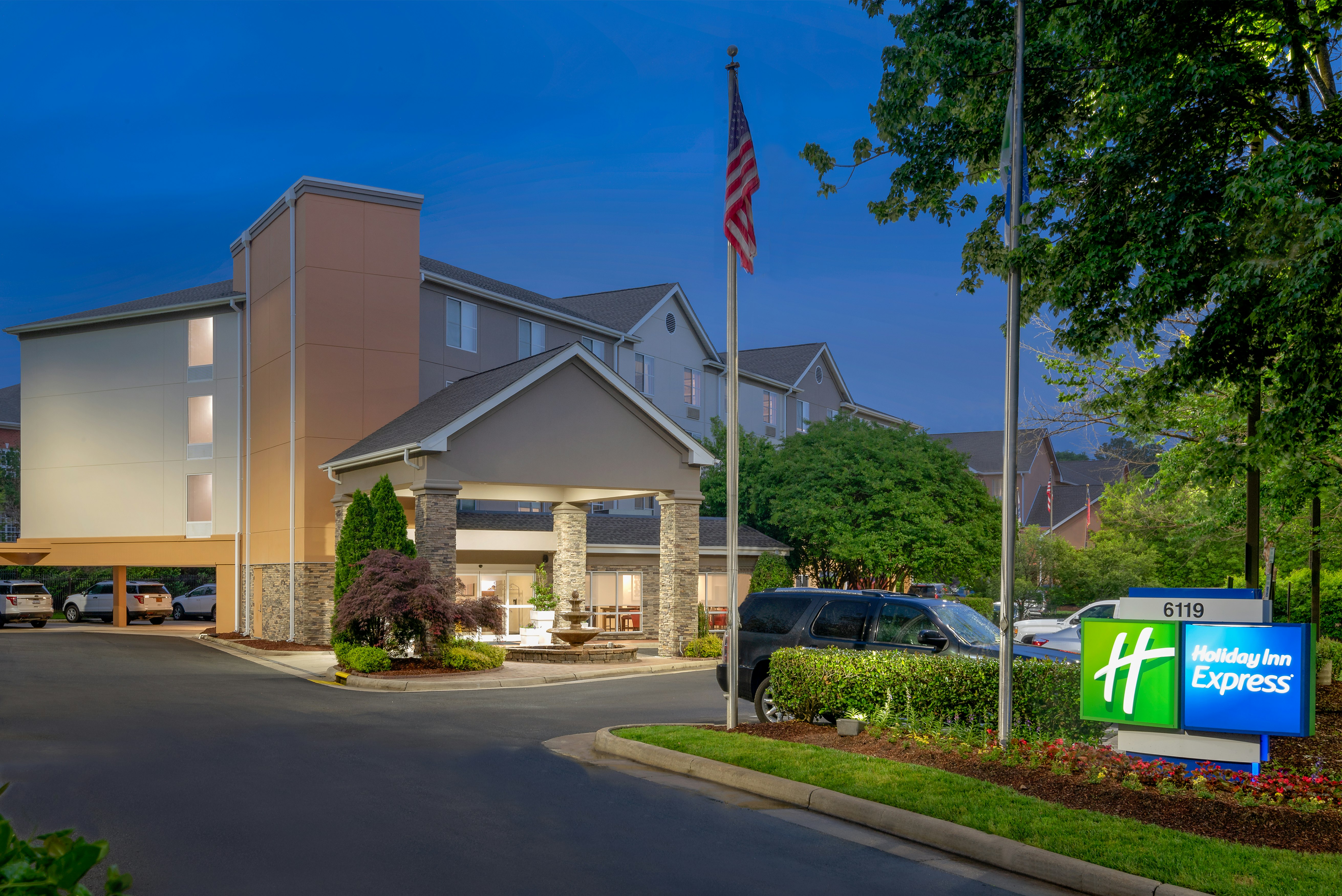 Holiday Inn Express Chapel Hill 2/18