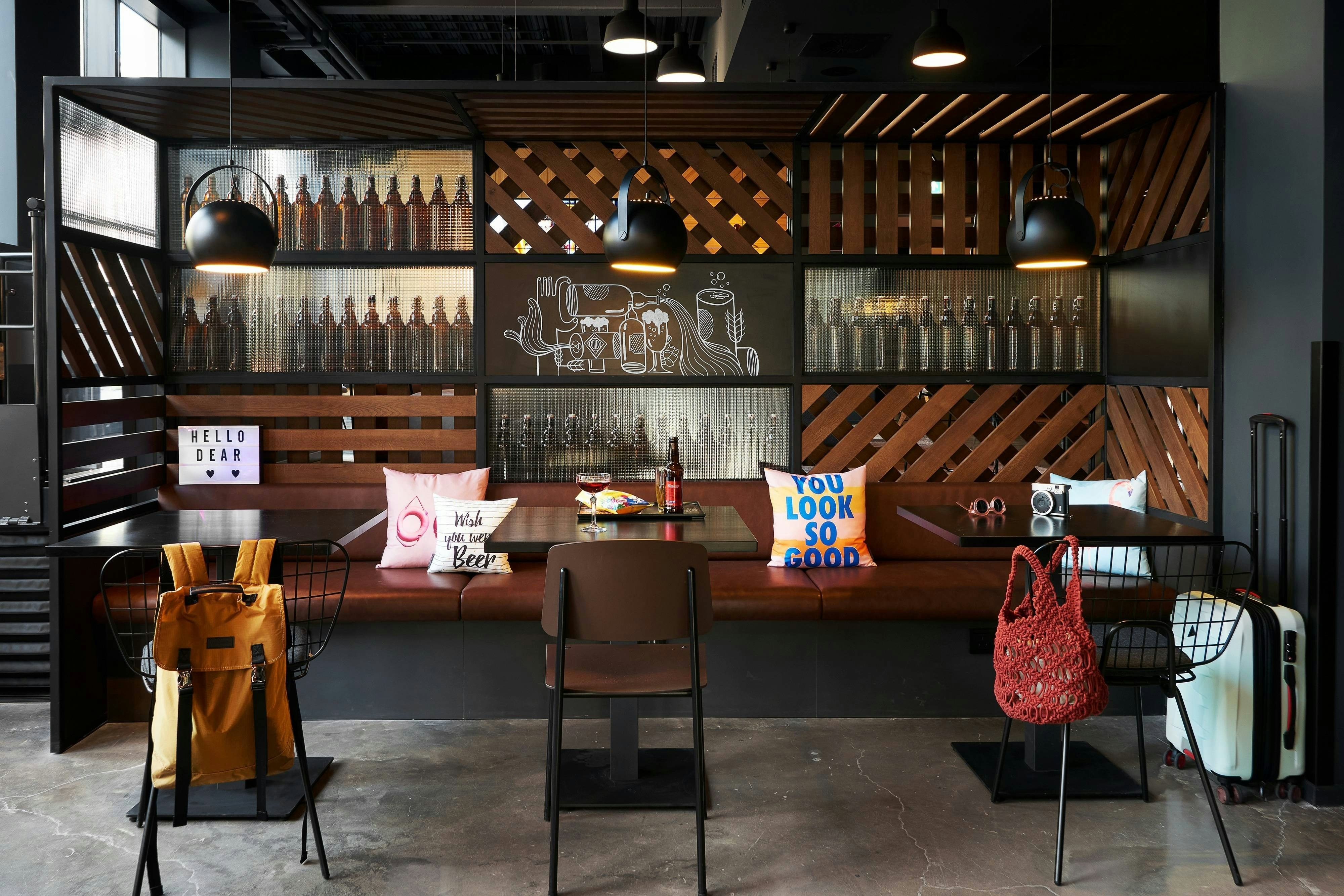 Moxy Edinburgh Fountainbridge 21/26