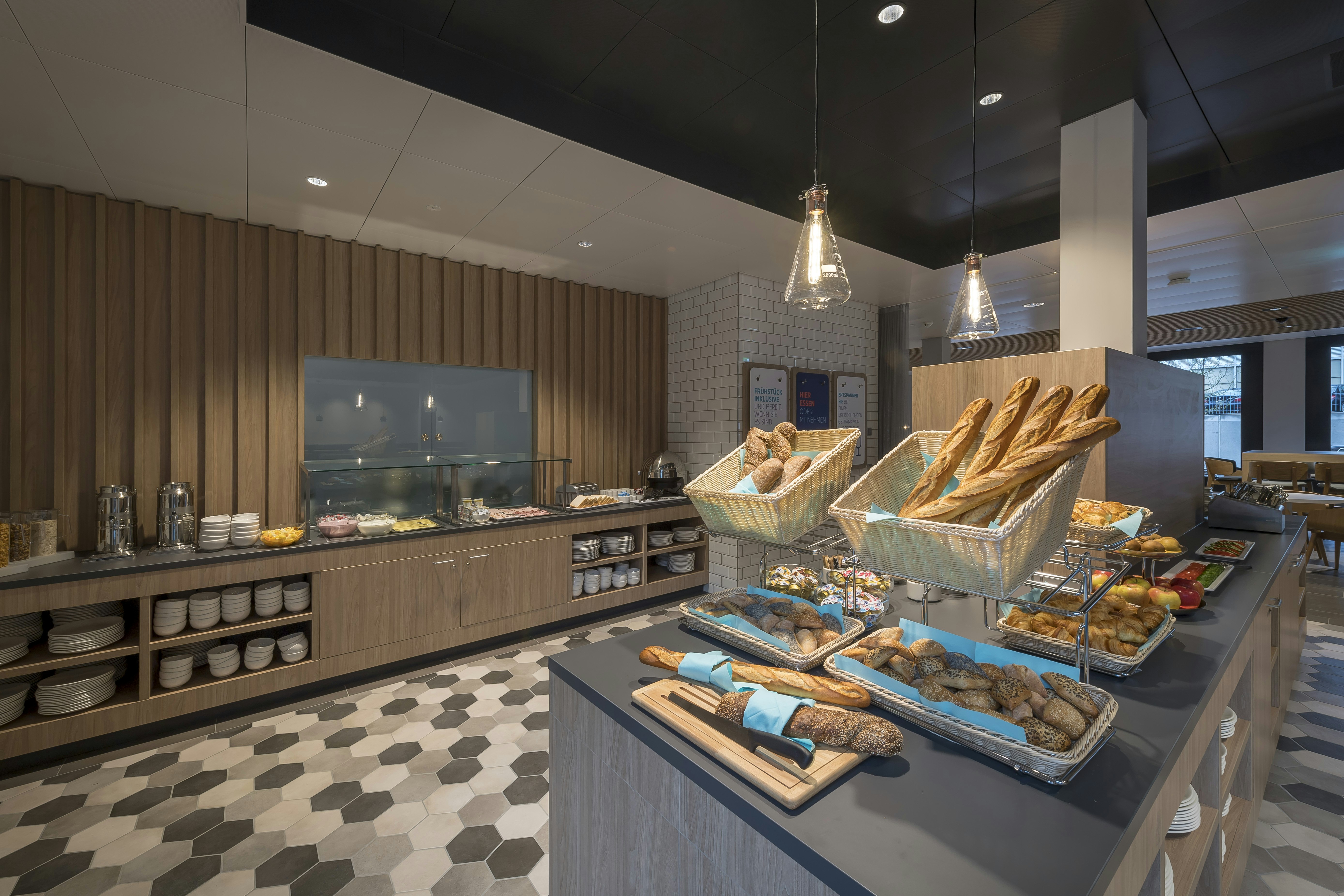 Holiday Inn Express Luzern Kriens 39/76